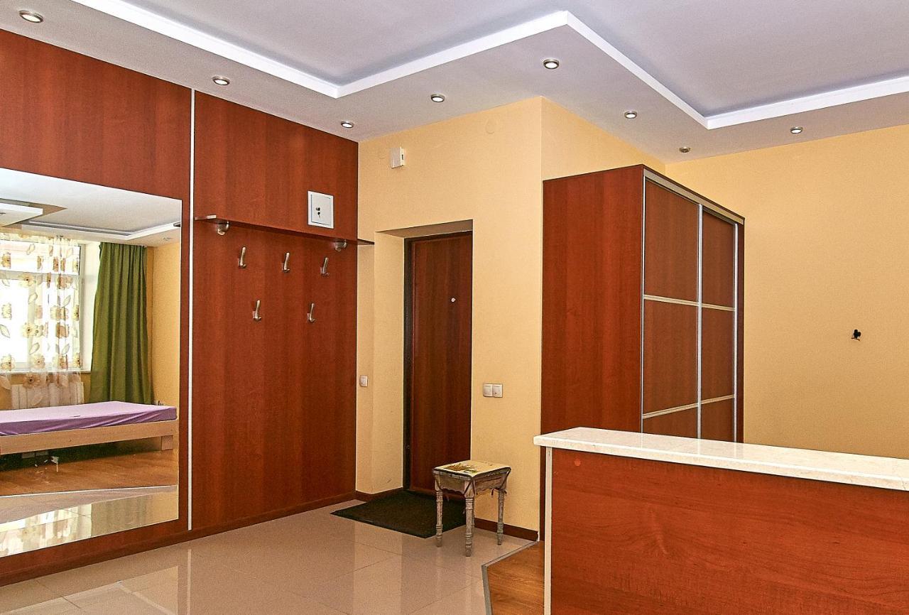 Inn Home Apartments-Olimpiysky Stadium Area Kiev Buitenkant foto