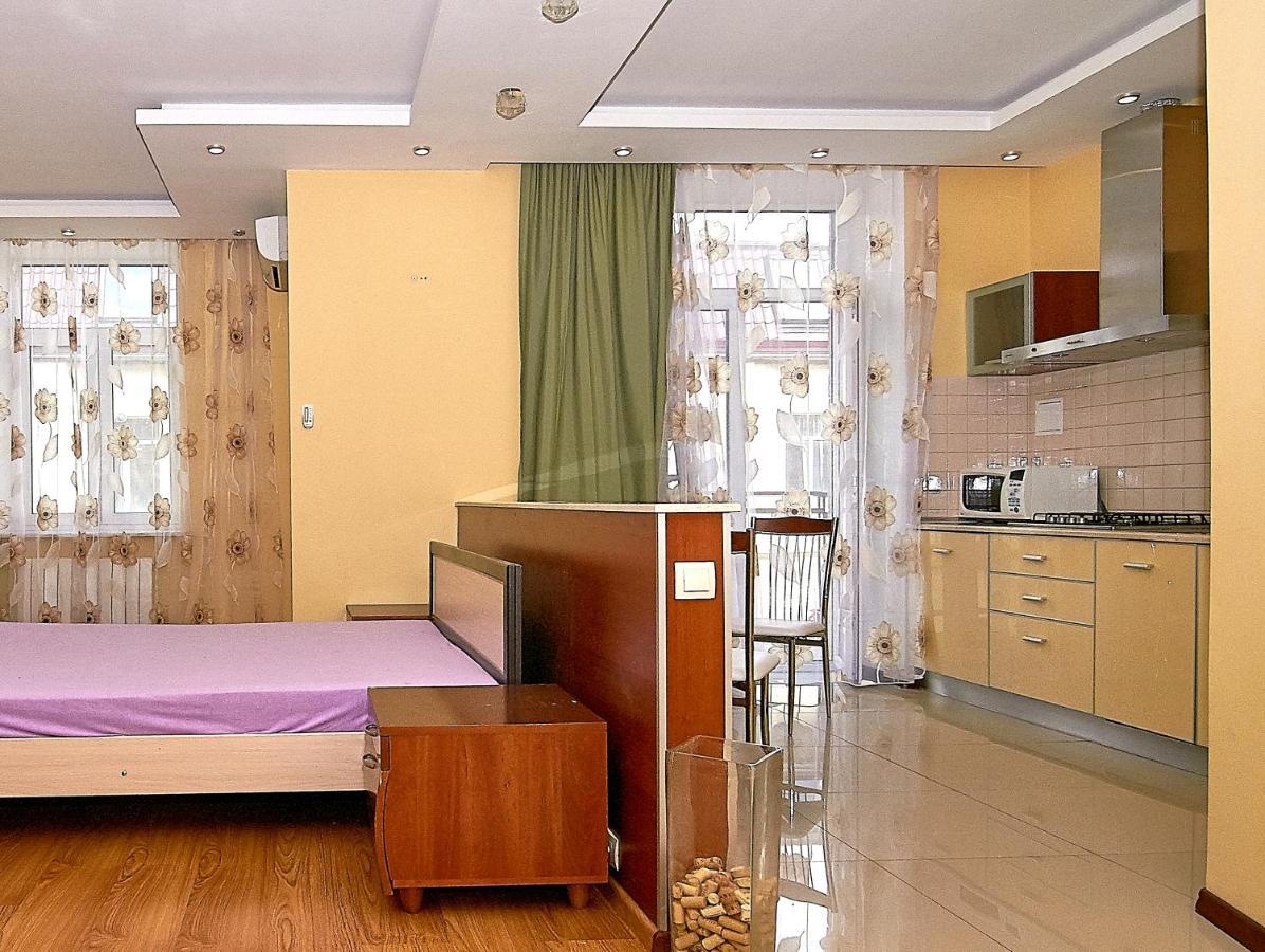 Inn Home Apartments-Olimpiysky Stadium Area Kiev Buitenkant foto
