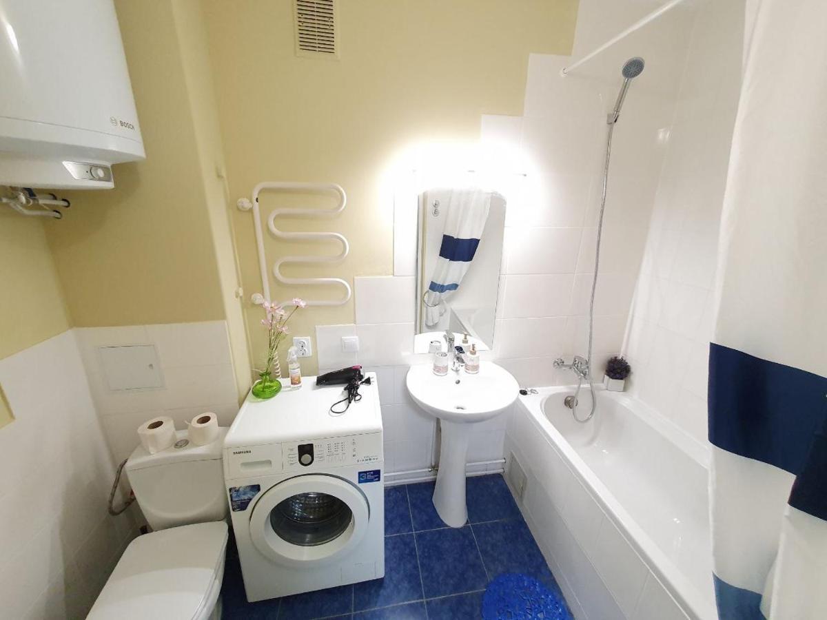 Inn Home Apartments-Olimpiysky Stadium Area Kiev Buitenkant foto